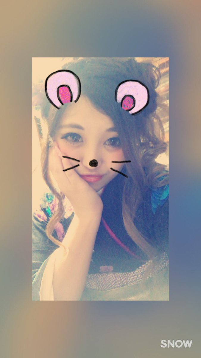 mihooooo0521's tweet photo. ２時間半くらい電話してたぁ。
うん、眠い。うん。まじ眠い。
オールでって気合い
着付け終わったぜえわ https://t.co/njU4ymNf4Y