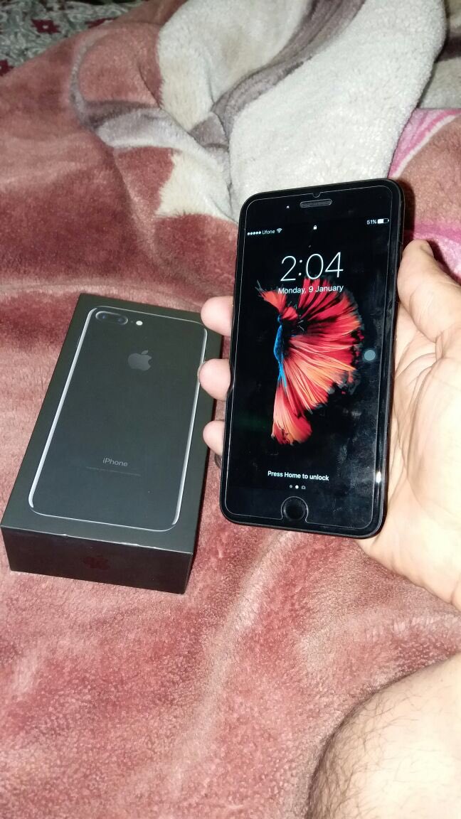rummanraees15's tweet photo. @mallick_arham @Fakhar13270220  hainnnn iphone 7plus jet black  iphone 6plus gold  iphone 6 space grey fahad's iphone 6plus coming 📱📱📱📱 https://t.co/GGoBXNfj1I