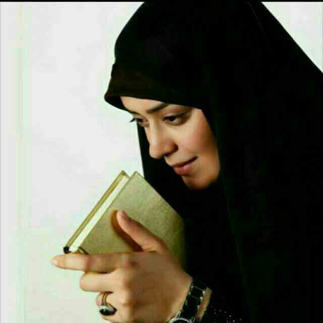 أنت تصلّي في ضيقك وفي حاجتك

 ولكن حبذا لو صلّيت في فرحك وفي وفرة خيراتك

واعرف ربك في الرخاء يعرفك في الشده