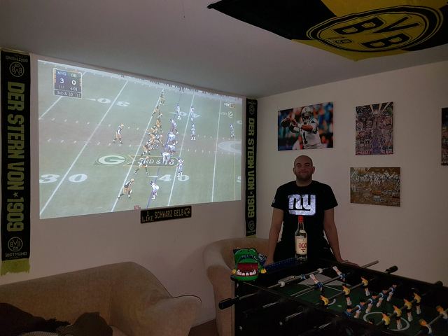 blunky24's tweet image. Willst du den Ran-NFL-Teppich haben, musst du den #Icke41 fragen... #nevergiveup #perpost #rannfl #jedenverdammtensonntag #rannflsuechtig