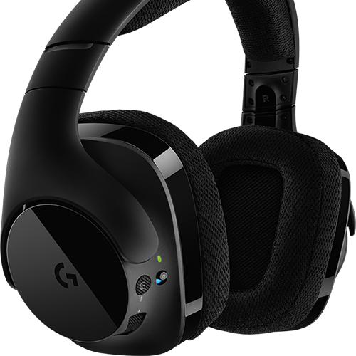 Londondl's tweet photo. My #LogiTechResolution? For one, more G533 gaming with my friends &amp; family. I call it "bonding." 🎮👪 #CES2017 https://t.co/ssfq7vrKjc