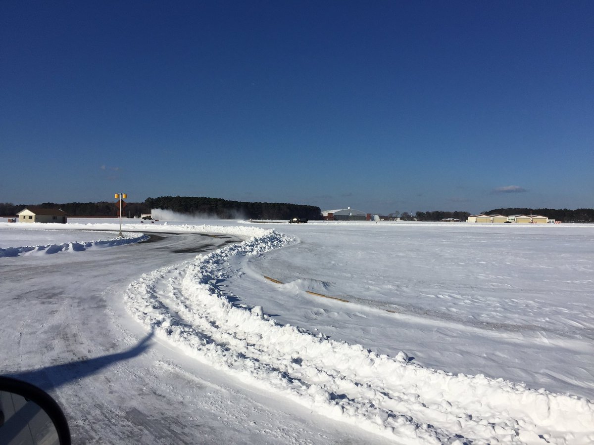 #jble Three amazing #CES #Airmen who cleared the snow to get #Langley up &amp; running!