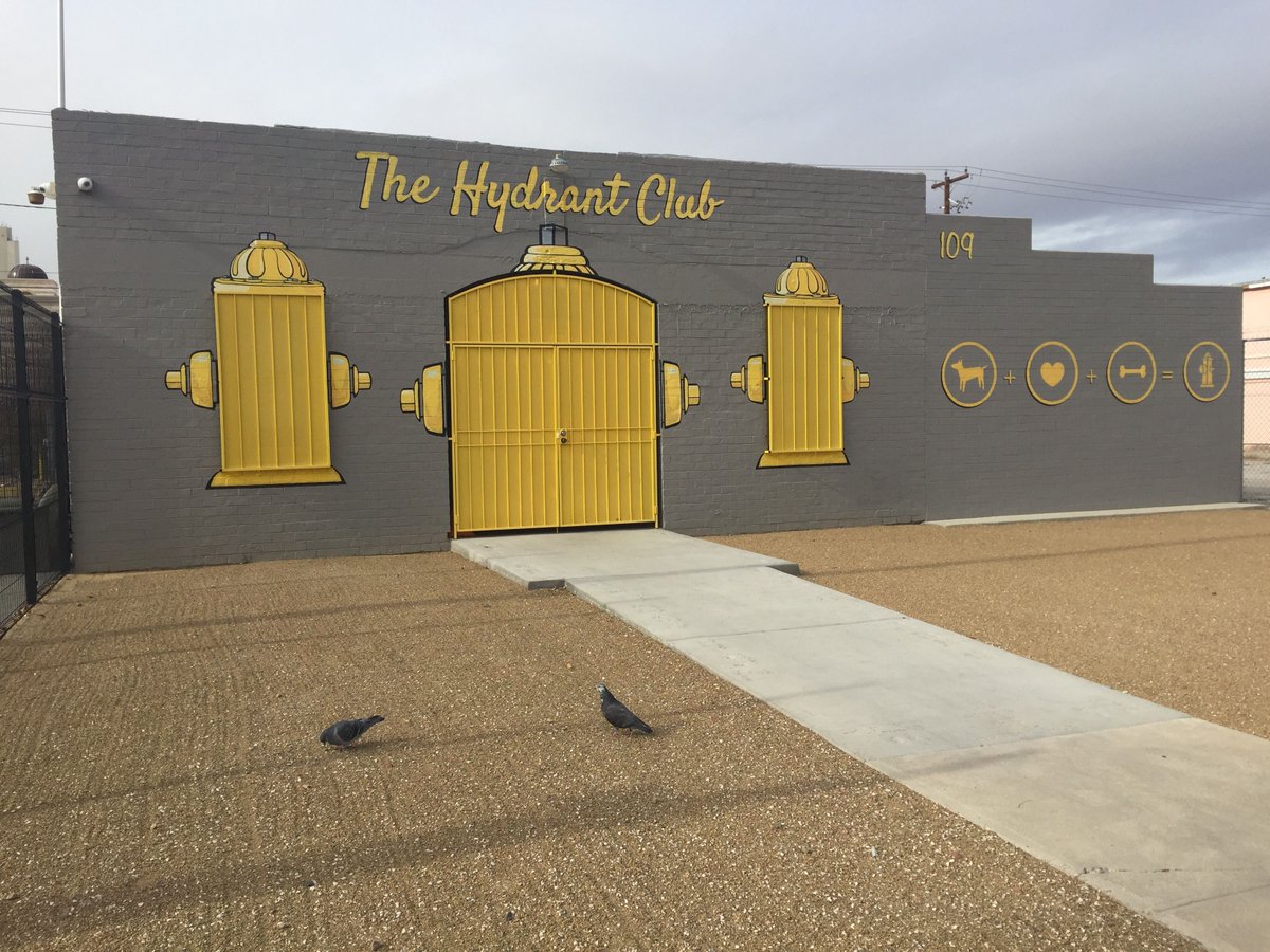 WonderWoof's tweet photo. Pawsitively awesome "Yappy Hour" w/ @HydrantClub & @TitosVodka! Many new #dog friends & #petparents! #CES2017 #doglovers https://t.co/YDXujqhJEh