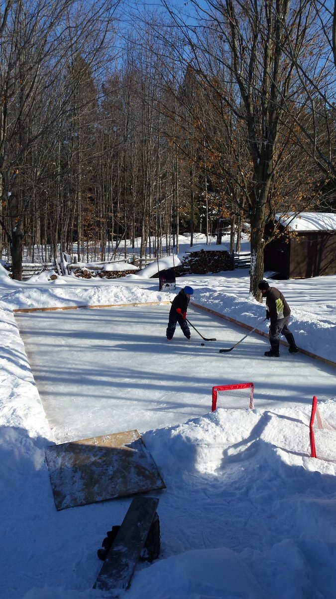 profbranscombe's tweet photo. #canadianbackyard https://t.co/FSvUctnzDZ