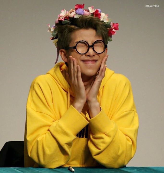 joonieposts tweet picture