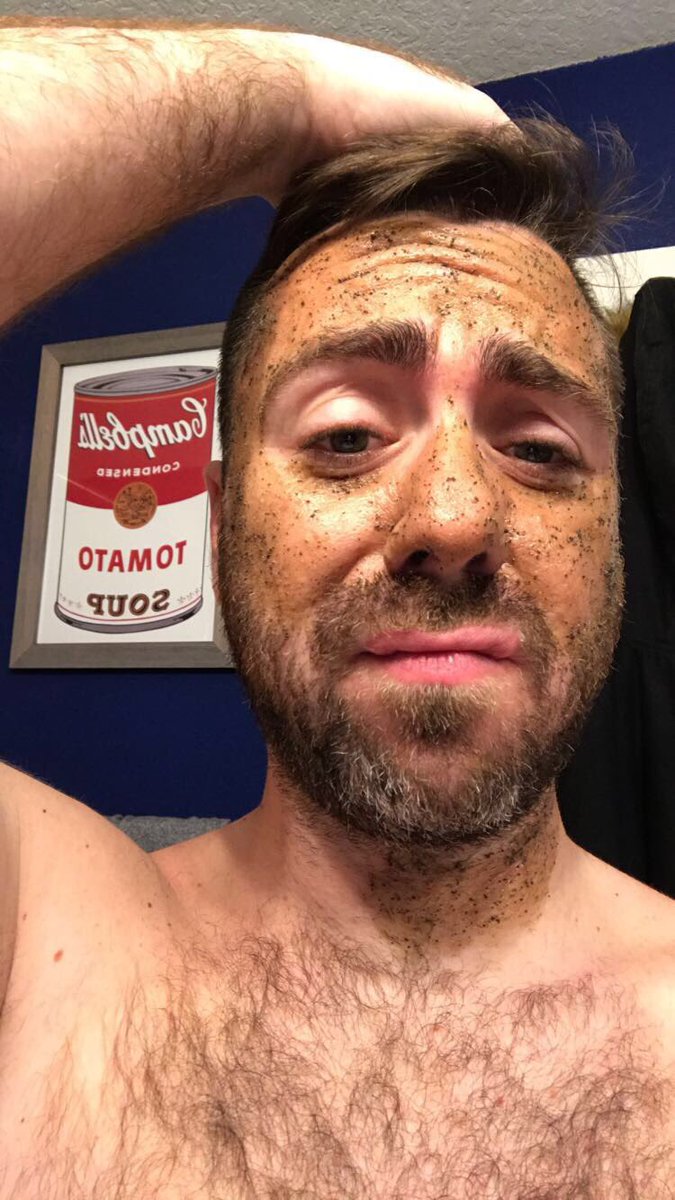 billyjolie's tweet photo. Enjoying a lovely coffee bean face mask and all of @MajorPhilebrity's #TS2016 KONTENT! Thanks for the entertainment, darling! ❤ https://t.co/qFdot06cLL
