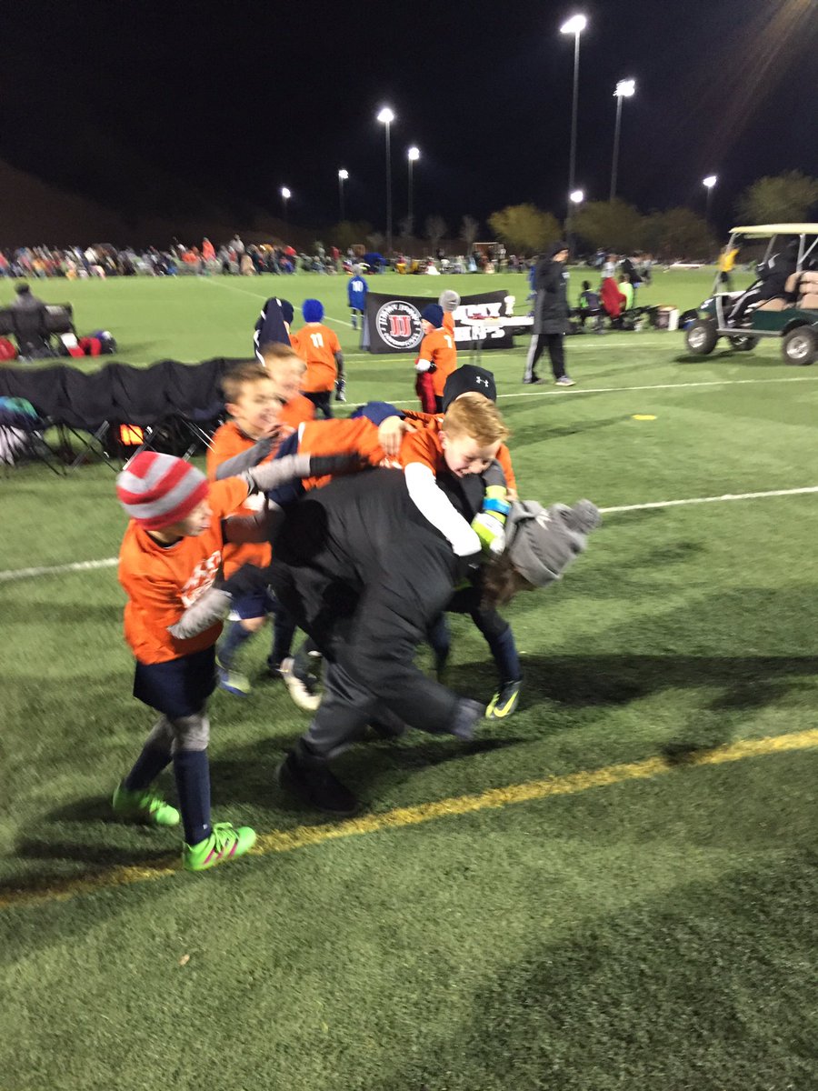 ColeJDavis5's tweet photo. This is happiness🥇⚽️🏆🙌🏼😊 https://t.co/8TIs27kwpS
