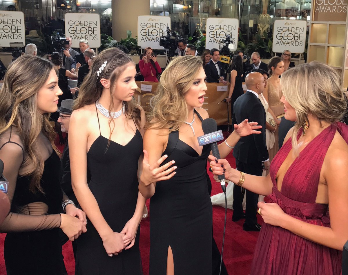 The Stallone sisters taking the red carpet by storm! @CharissaT #GoldenGlobes #ExtraTV