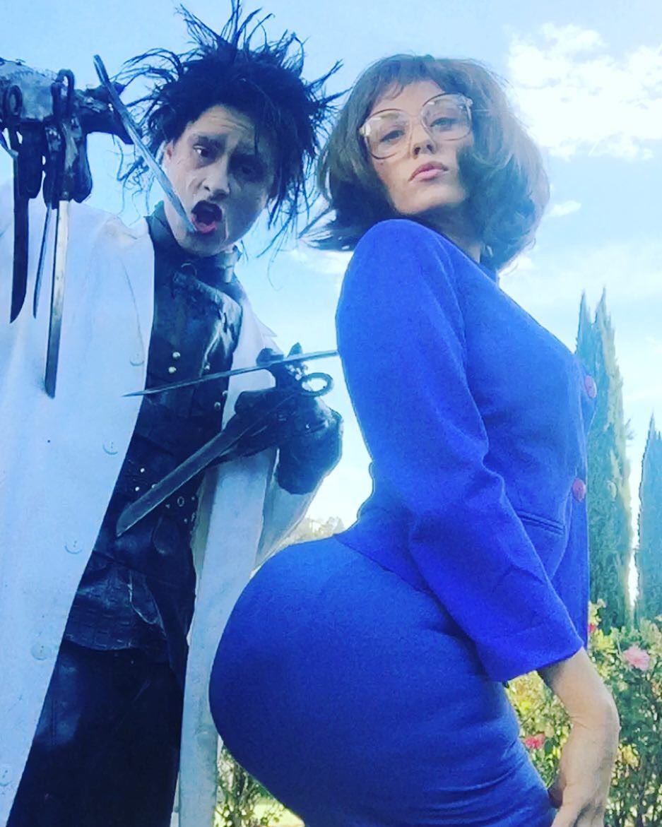 [INSTAGRAM] 
Kian as Edward Scissorhands with Cynthia Murell today.