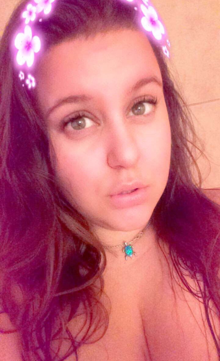 nahomiambriehl's tweet photo. Just a 'model' kinda night ππβΊοΈπ #model #notreally #wellmaybe #yeahkindahotiguess #hot #mhmm #whatisthisss https://t.co/iYNGH9ZSYU