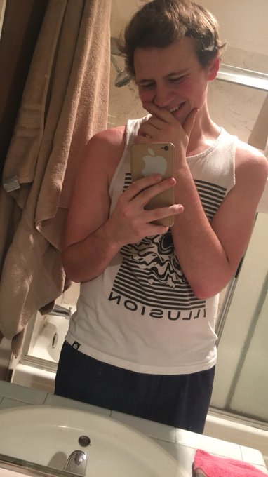 I'm a king 🤴🏽🗡 https://t.co/eJ5Q1oR8PE<a href="/tag/issadream"class="tags"><span>#issadream</span></a>