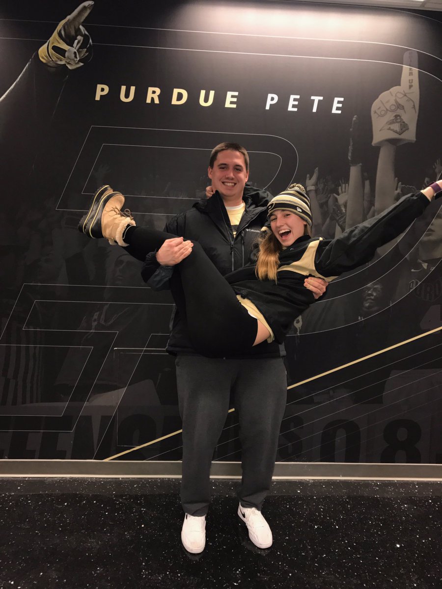HayHay_BayBay28's tweet photo. GO BOILERS #yougetathree 💛🖤💛🖤💛 https://t.co/Z8X5dk4A3l