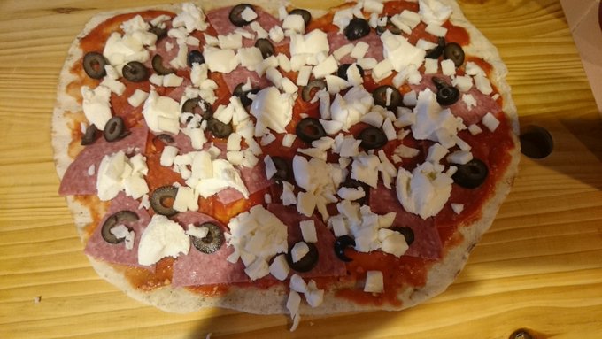 There is no better pizza than homade pizza cooked on the grill #Sundaynight so #yummmmzzzzz  #grilltime<a href="/tag/sundaynight"class="tags"><span>#sundaynight</span></a><a href="/tag/grilltime"class="tags"><span>#grilltime</span></a><a href="/tag/yummmmzzzzz"class="tags"><span>#yummmmzzzzz</span></a>
