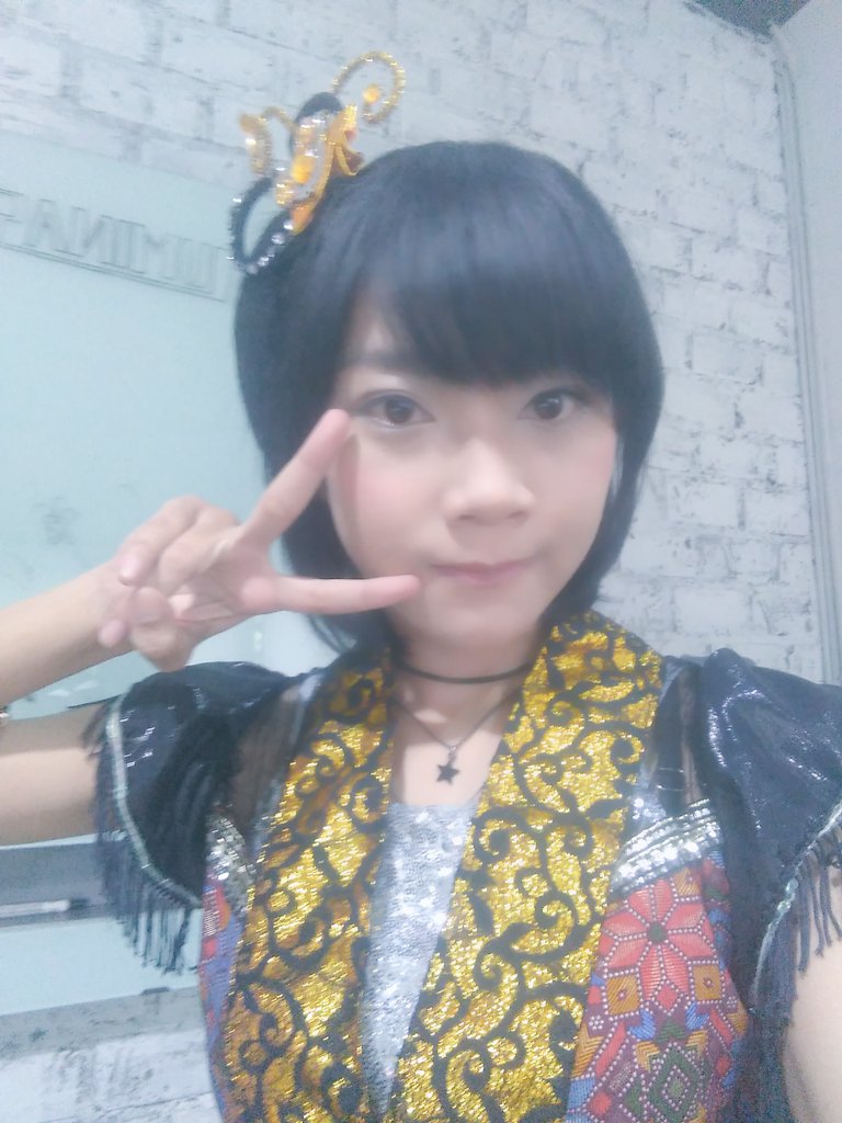 *baru bangkit*
otsukareeeee! Kmrn seru bgt pokonya! Mkasih byk ya LumiNoid atas eventnya!! Mkasih jg doa2nya! 😍