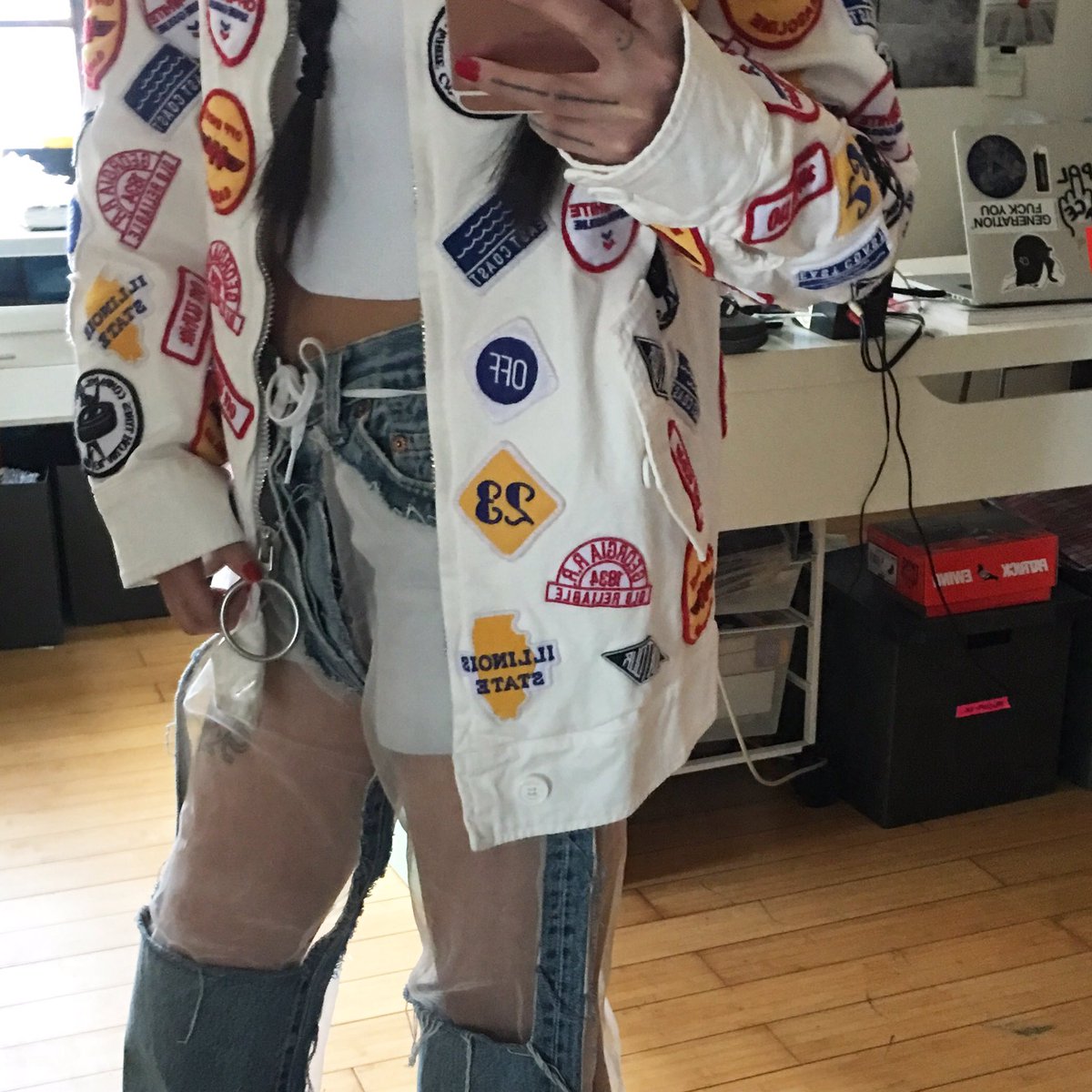 christinapaik's tweet photo. Self series ft. OFF-WHITE ~ WIP https://t.co/CajLjM8h5k