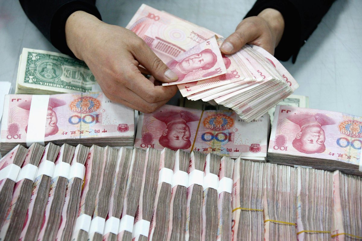 - Offshore yuan falls further
- Oil drops
- Korea won slides
- Aussie shares rally

bloom.bg/2j7TJ44