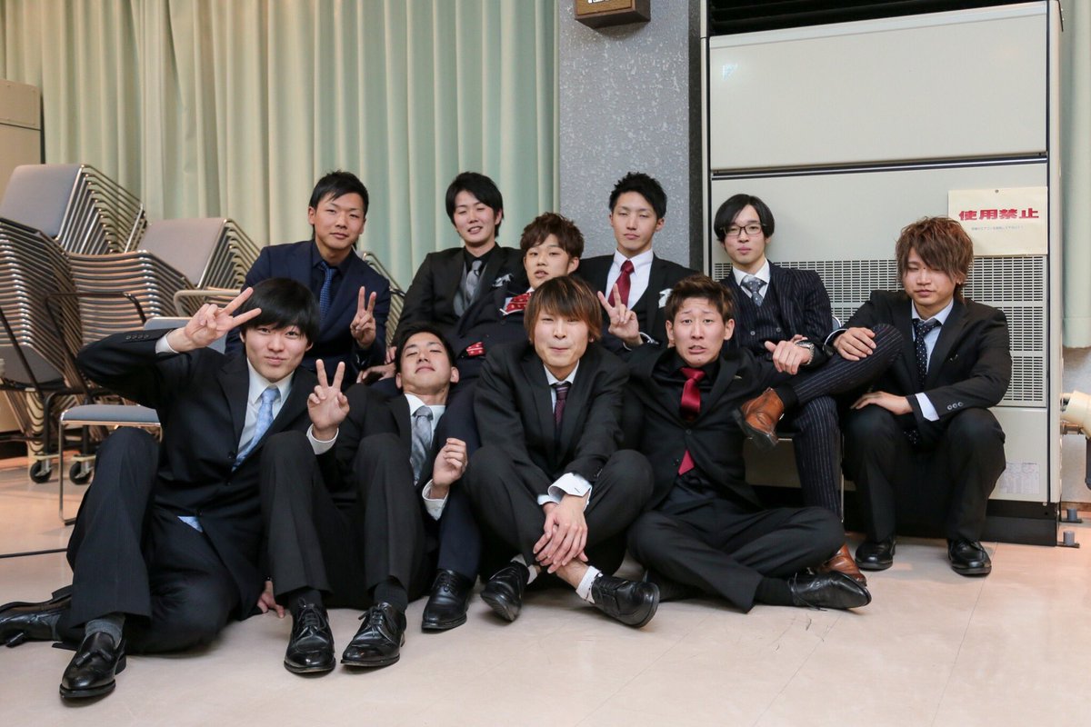 ddddd0726's tweet photo. 成人式が終わってしまいました。
二次会とかすごく楽しかって、
やっぱり加美中メンバーええなと
改めて思いました😁笑
今回は幹事として不手際もいっぱいあったけど、みんなが楽しいと思ってくれてたら幸いです！
みんなありがとう！！！🤗 https://t.co/BfTQwxrPAv