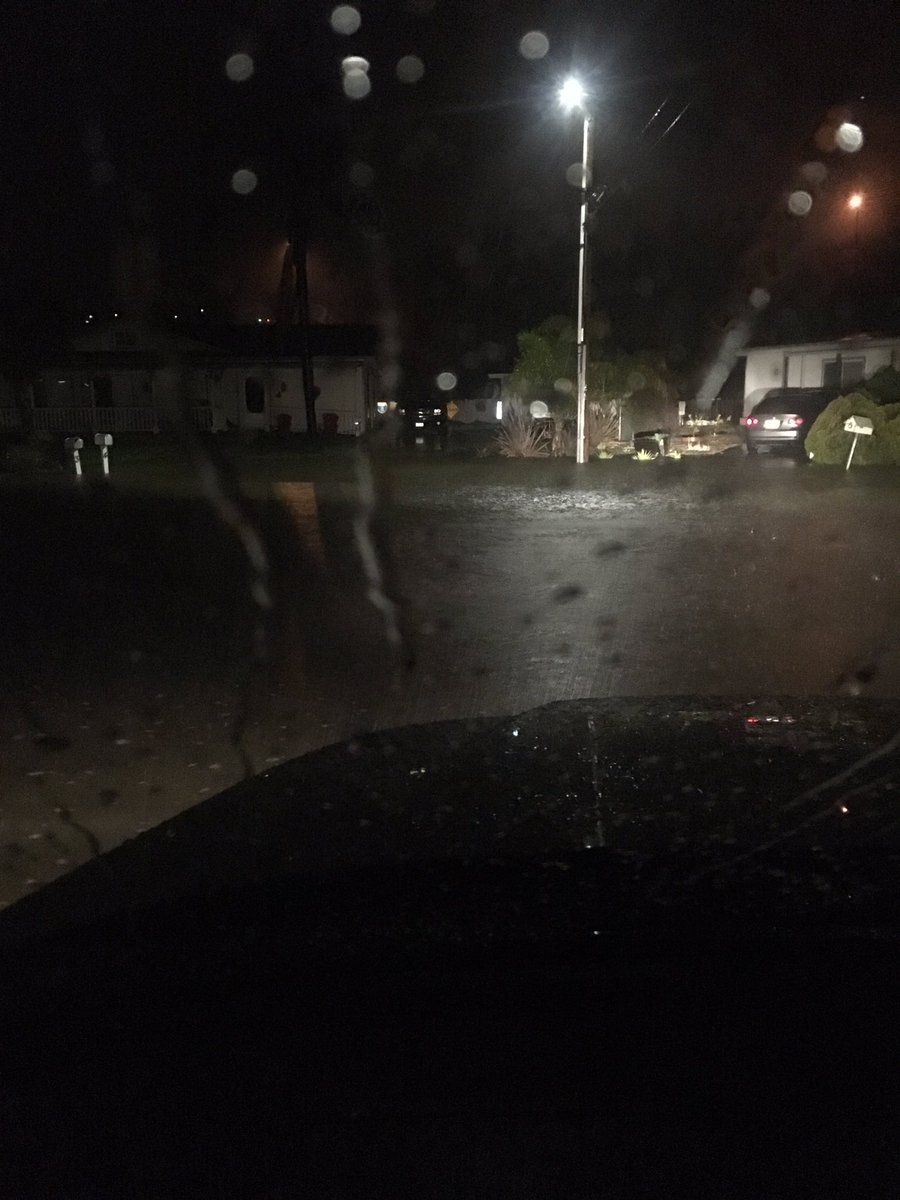 5CitiesFirePIO's tweet photo. Completed storm patrol - usual places have accumulated water, please be safe! #5citiesfire https://t.co/u7liKCPXFf