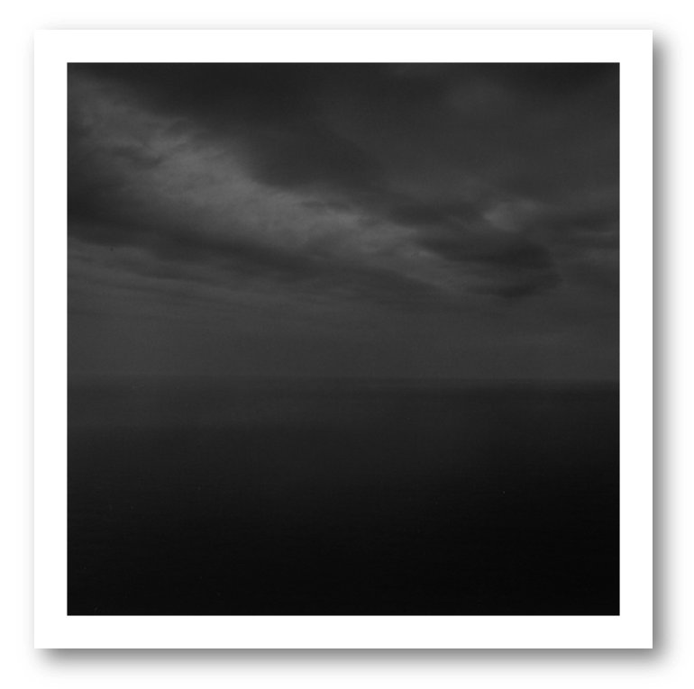 🔻

Hiroto Fujimoto

Untitled
Norway
2001

⎰Printing on Baryta paper silver gelatino-bromide with a turn selenium⎰