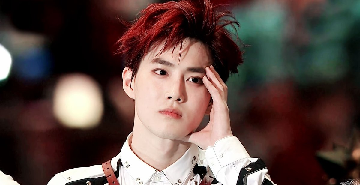 [CAP] 161202 MAMA #수호 #SUHO cfile8.uf.tistory.com/image/23166742… cfile3.uf.tistory.com/image/24206B42…