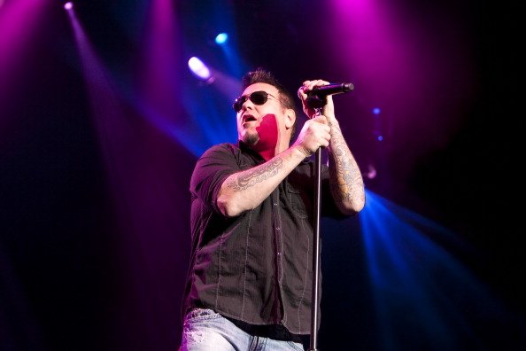     Jan 9: Happy birthday to musician Steve Harwell (Smash Mouth) is 49 
