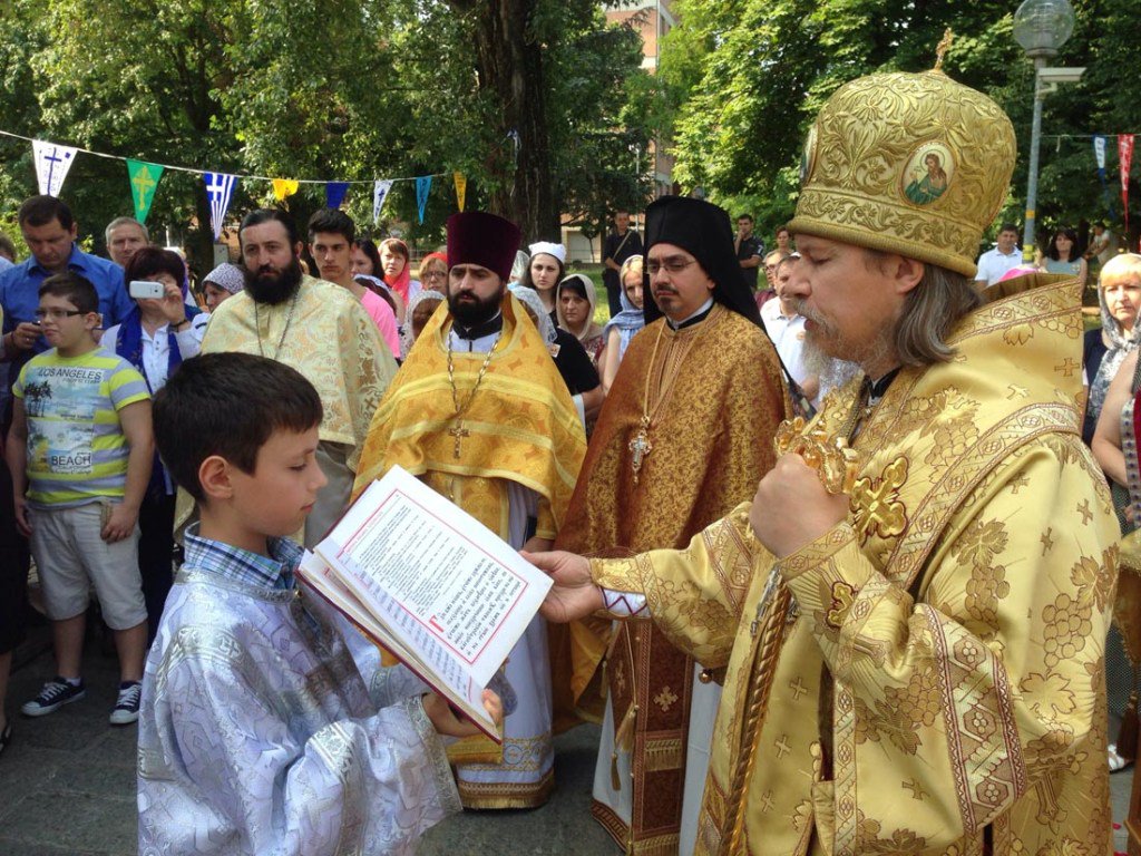 NoteModenesi's tweet image. Il Natale degli ortodossi a Modena, una “comunità in via d’estinzione” notemodenesi.it/2017/il-natale…