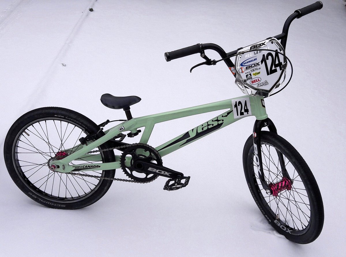 Regula124's tweet image. New pics of my bike on Facebook.com/Regula124  
@YessBMX @BOXComponents @OnyxRacing @htcomponents 
#yessbmx #boxcomponents #htpedals #Onyx