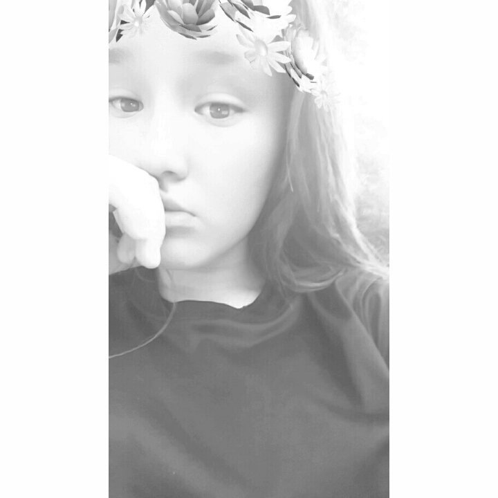 CarduzElizabeth's tweet photo. 👽💚Por que con el tiempo todo cambia, todo pasa, todo deja de existir.. https://t.co/ENdKfx16nE