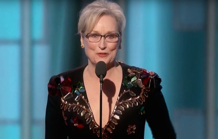 RollingStoneita's tweet photo. Il discorso di Meryl Streep contro Trump ai #GoldenGlobes. Un'occasione per ricordare l'amica Carrie Fisher: https://t.co/0q9yr2q4QU https://t.co/pDdaAUO7ZP