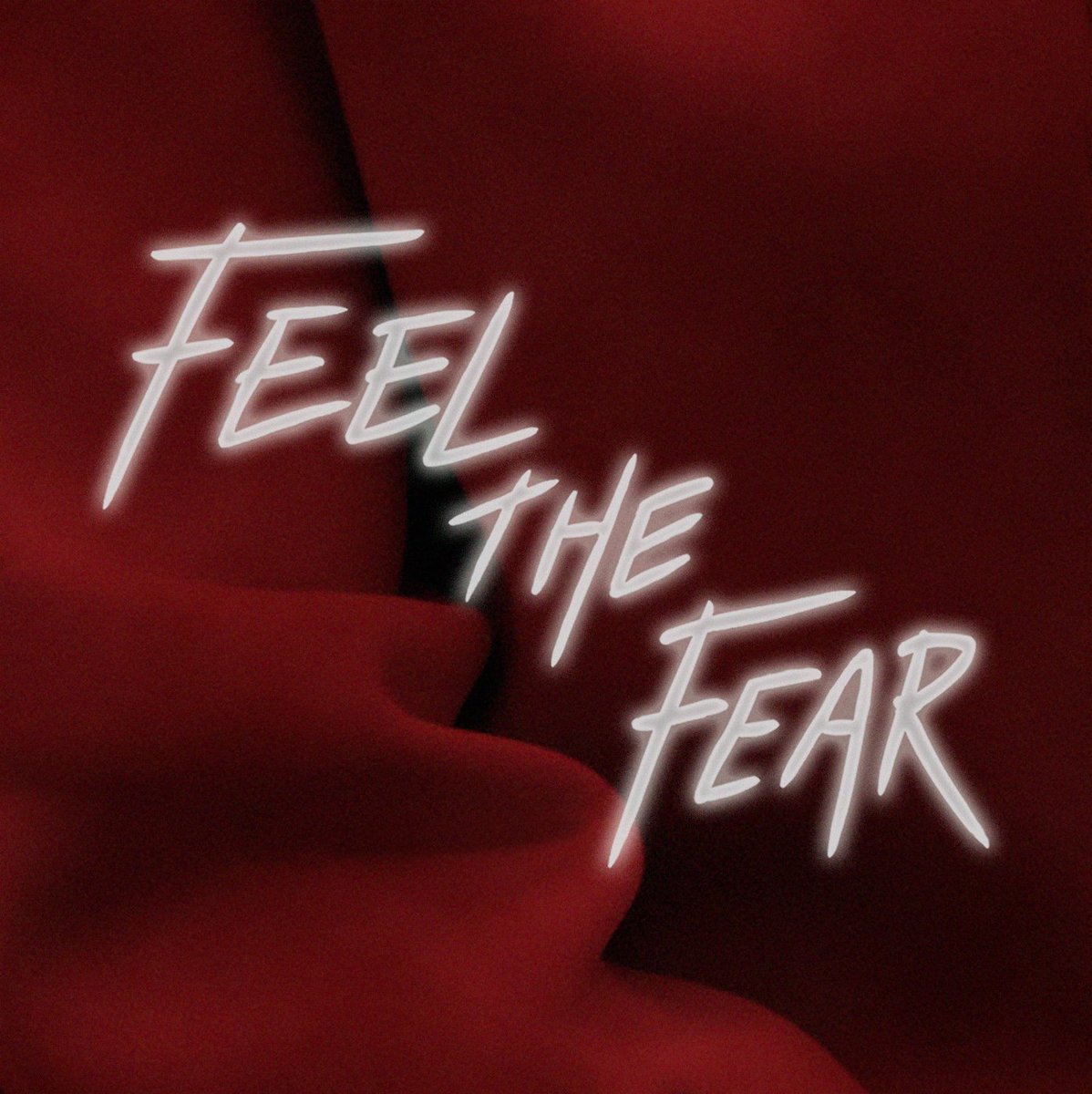 itscurves_'s tweet image. Our new single Feel The Fear is out now
Itunes: goo.gl/yzukEi
Spotify: goo.gl/xzLUfq
Bandcamp: goo.gl/HDOu18