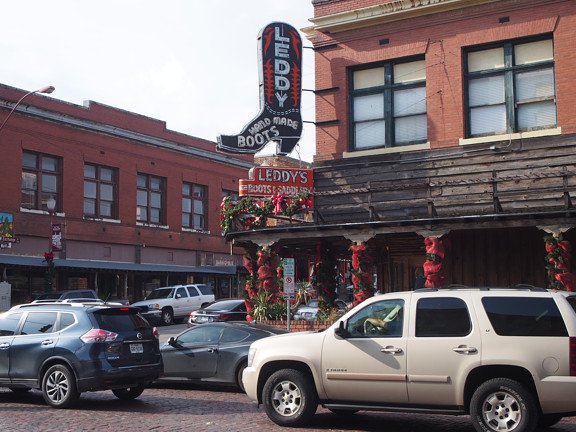 ট ইট র うーぱー ティア て04a ウユニ旅行 １ アメリカ テキサスの地 フォートワース ストックヤード 飛行機乗継ぎの時間でちょっとだけ拝見 西部劇のような古いアメリカの街並みが残っている