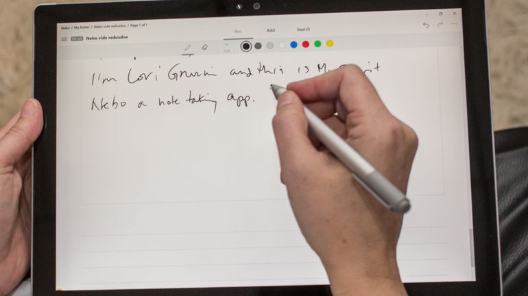 soon_x3's tweet photo. #CES2017 NEBO, l'appli de retranscription de la prise de notes, grande gagnante des applis présentées au CES : https://t.co/O1QrrMnkD5 https://t.co/DxhIUnFkzo