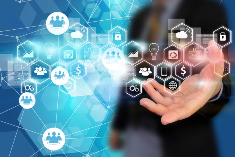 El #bigdata y la contratación de expertos en #cloud es la nueva tendencia para 2017. ow.ly/OVud307HQhM #expertos