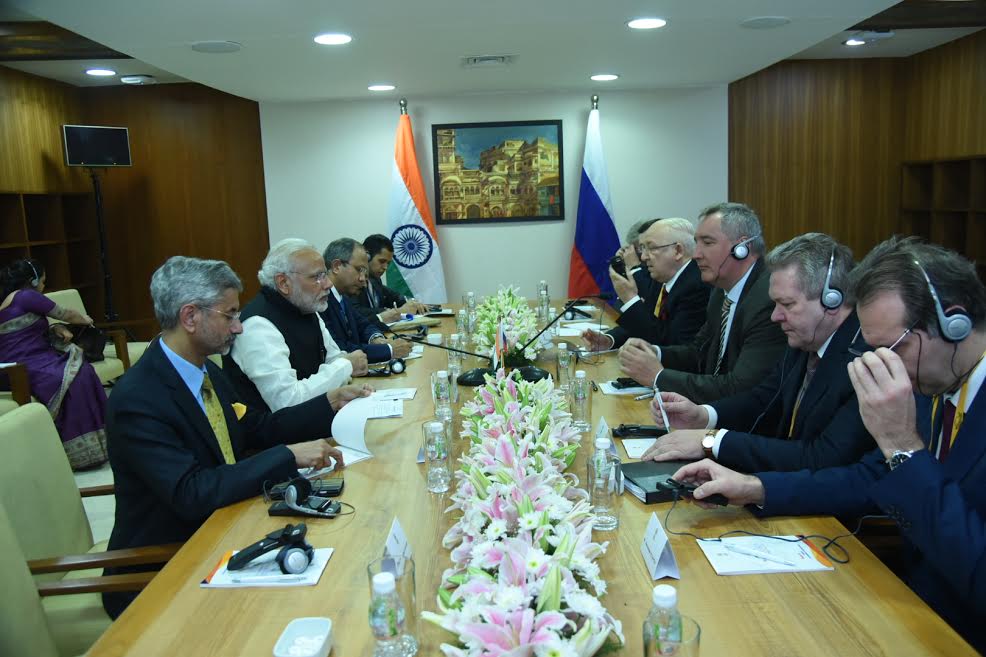 PM meets Deputy PMs of Russia and Poland in Gandhinagar