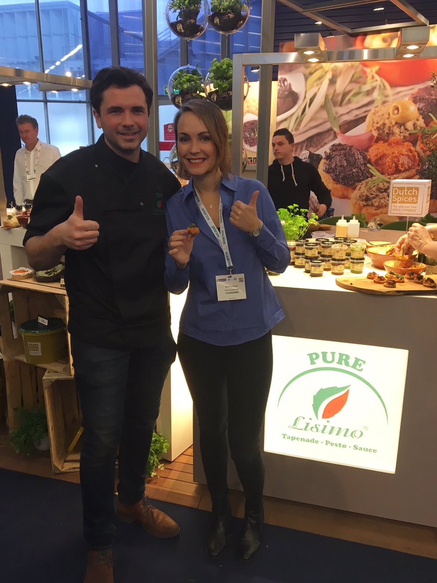 PSinfoodservice's tweet image. De lekkere zeewiertapenade geproefd bij Lisimo en Dutch Spices #Horecava