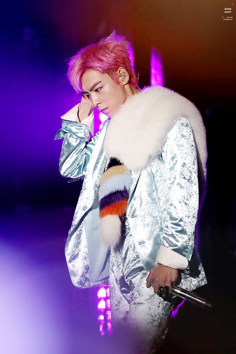 TOPs_Fools's tweet photo. [HQ] 0.TO.10 THE FINAL in Seoul 170108 
© @/utopia_871104 + @/TOPSGIRLS_CHINA 
WOW

#탑의멍청이들 #탑 #최승현 #TOTOP https://t.co/vcLa5M1FRr