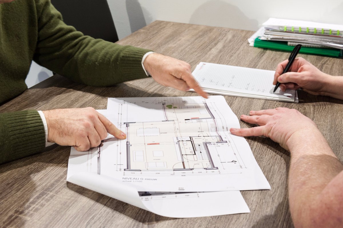 Nood aan professioneel advies voor je (ver)bouwplannen? Onze adviseurs staan je graag te woord! Schrijf je snel in! bit.ly/2i5Dg3h