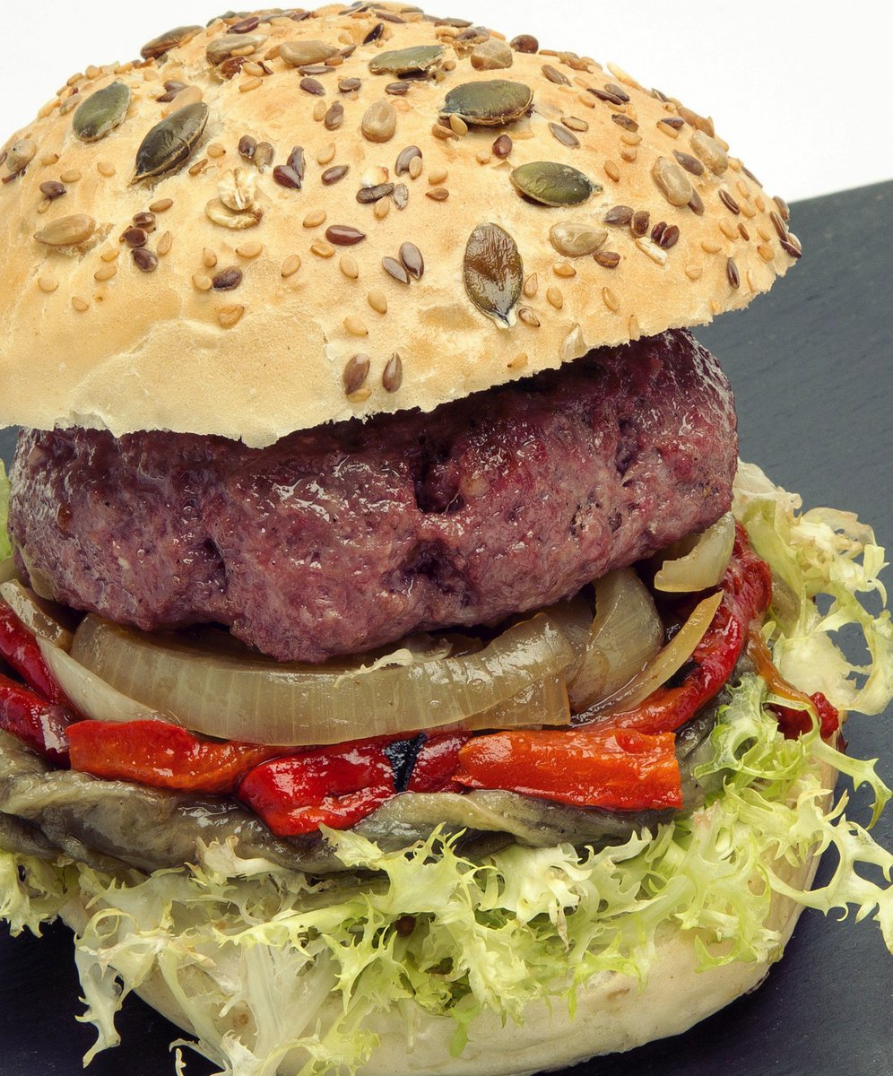 Stel8001's tweet photo. #burger #brunch #breakfast #tasty #yummy #nomnom, #goodeats, #barcelona #kissburger #barrigotic, #plazasantmiquel https://t.co/bP5D11gtNC