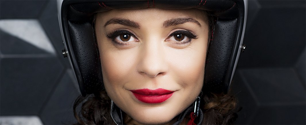 De_Ondernemer's tweet photo. Interview met zakenvrouw Fajah Lourens: ze verkocht 200.000 exemplaren van Killerbody Dieet ➡ https://t.co/auLdGmPzP3 @fayaofficial https://t.co/3J5LjRRq8m