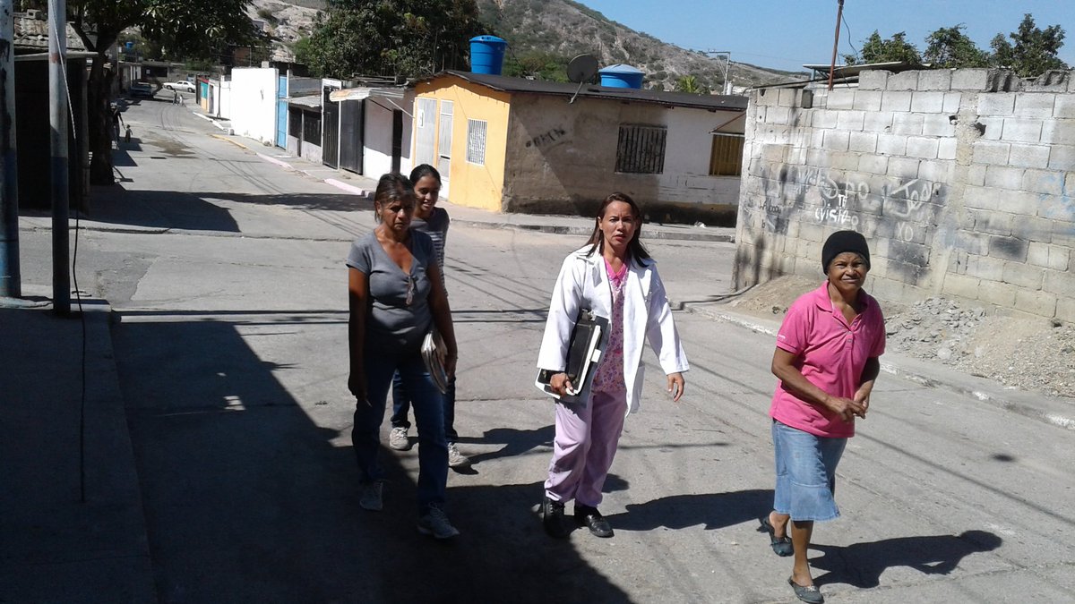 JesusmartinezXD's tweet photo. @TVesAlDia San Jose obrero sectr 2, bqto-edo-lara, iribarren, Juan de villegas,100%cobertura barrio adentro. Activando el motor farmaceutico https://t.co/XAjGYgxWgT