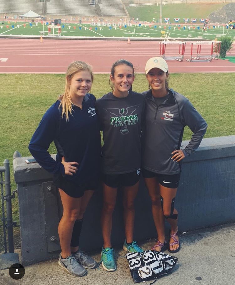 olambertm's tweet photo. Happy birthday @SydneyRomine! Track won't be the same w/out you but we're all proud to watch you kill it on the college level. Miss you! https://t.co/uwhif42s5j