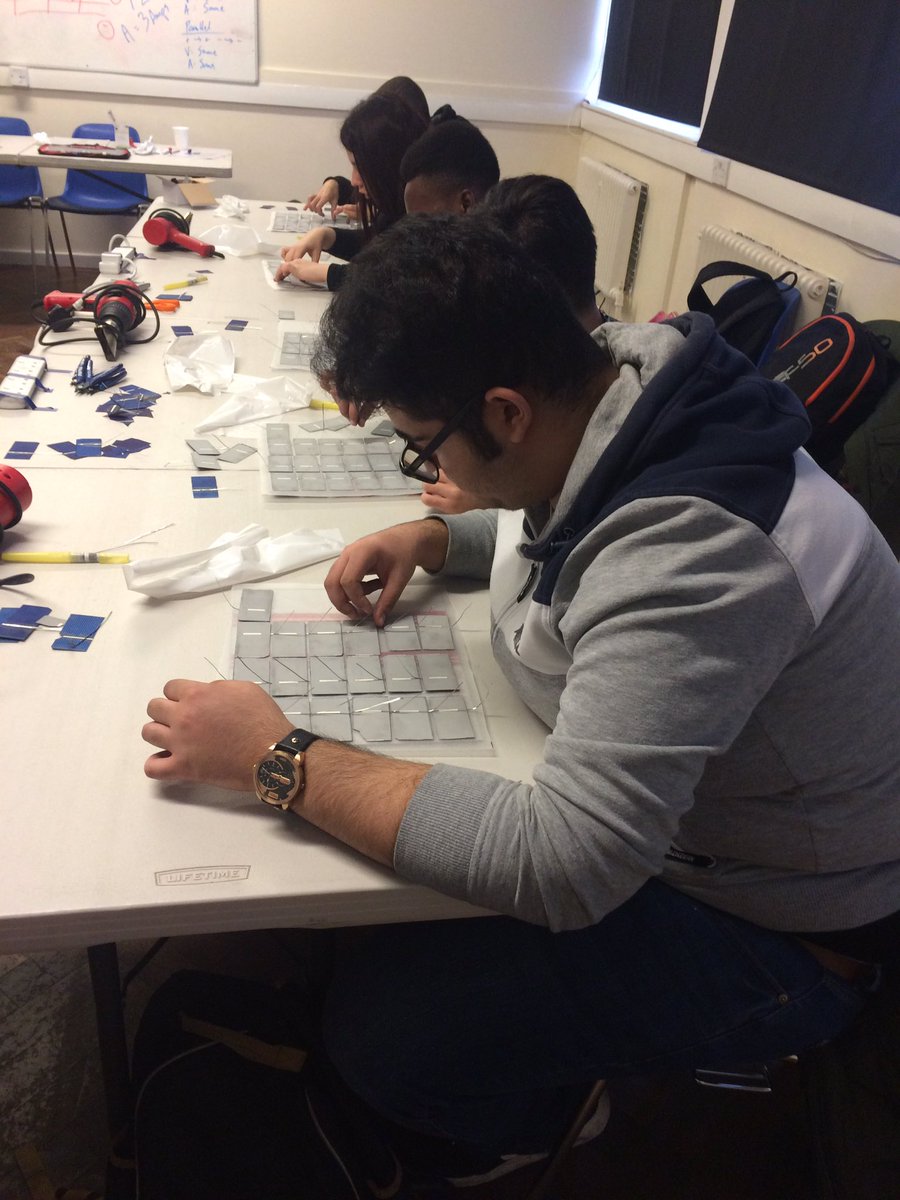 SelbyCentre's tweet photo. Our Solar Panel workshop with @Haringey6thForm is going well! #GreenEnergy #TrainingTheFuture #Haringey4020 https://t.co/NW4qZ3orYZ