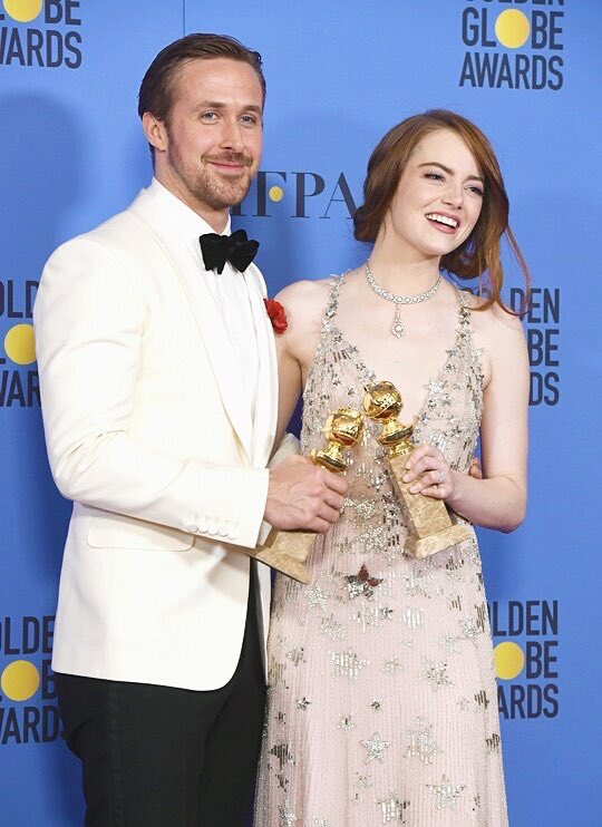 radioarctics's tweet photo. Gente goals en los Globos de Oro, parte 3 (estoy MUY FELIZ de que hayan ganado 💕). https://t.co/2O8MC5PpPb
