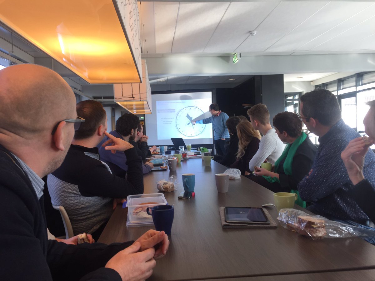 SATIJNplus's tweet photo. Onze infolunch; rapportage @SimonisMaarten nav onderzoek @TUTwente 'werken met #BIM bij oa architectenbureaus' https://t.co/RVLQdskZpf