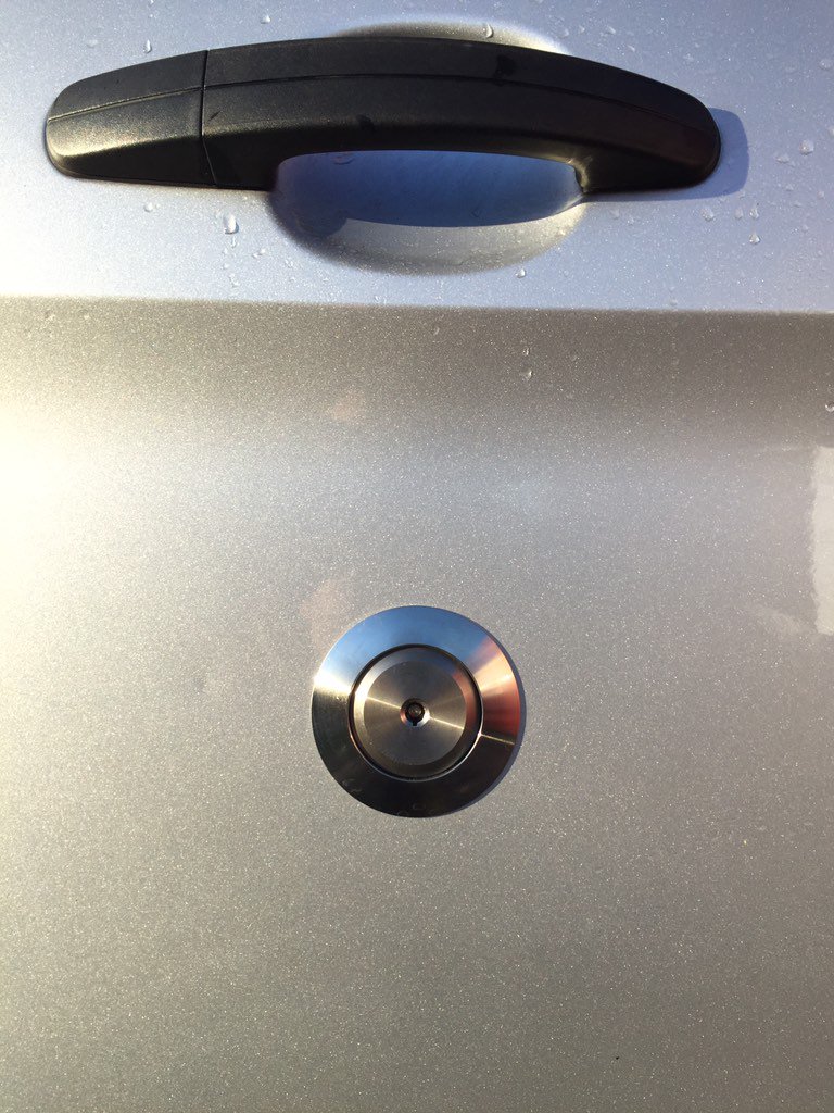 vanlocks's tweet image. The #ford #transit #custom rep lock supplied with bezel as standard. Buy online at vanlocks.co.uk #easyfit