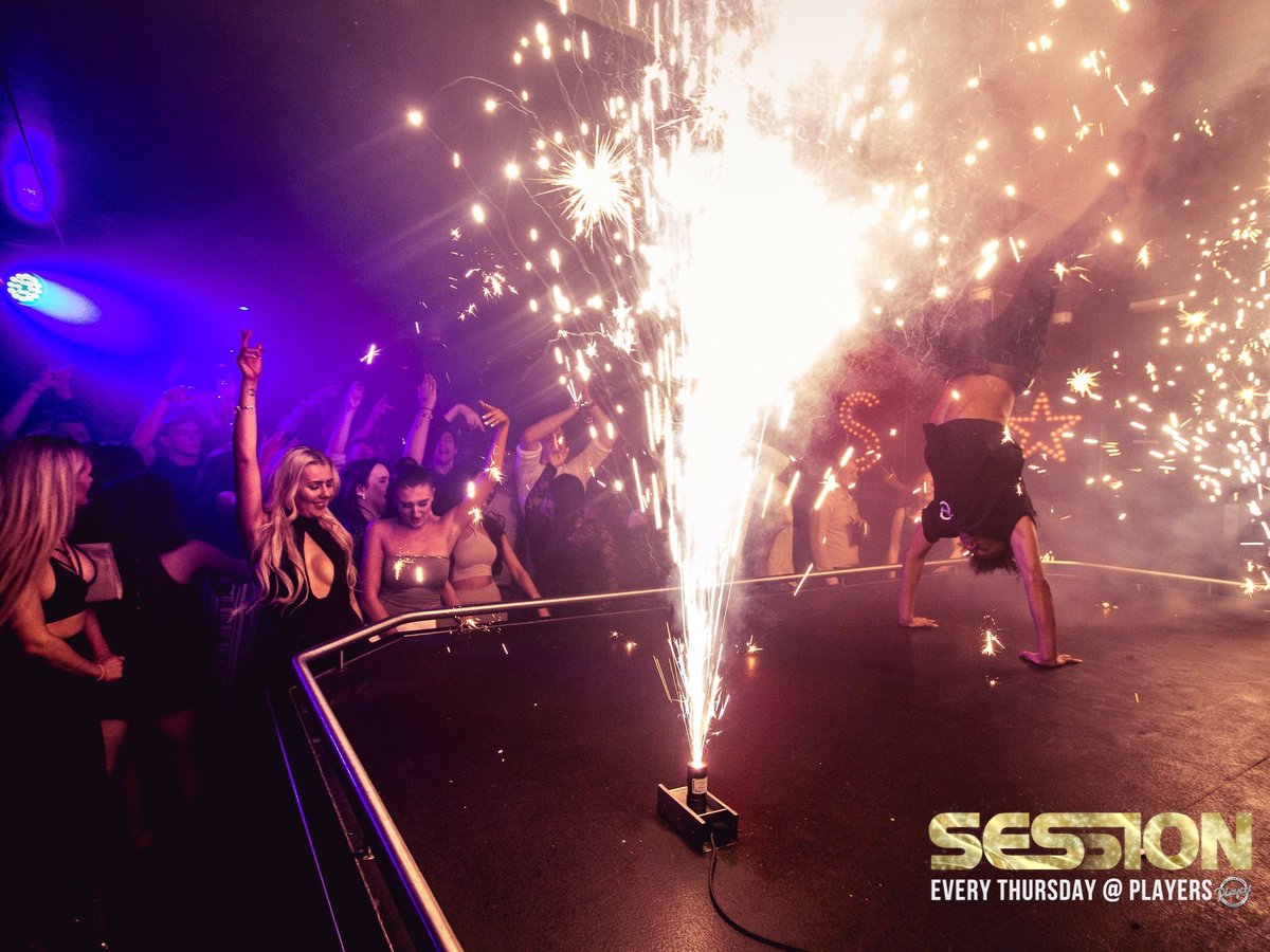 SessionThursday's tweet image. Who's got the Monday feeling &amp;amp; needs cheering up? 🌚

The countdowns on for session this Thursday 🤘🏽

GL link below 🎈
fatsoma.com/SessionThursda…