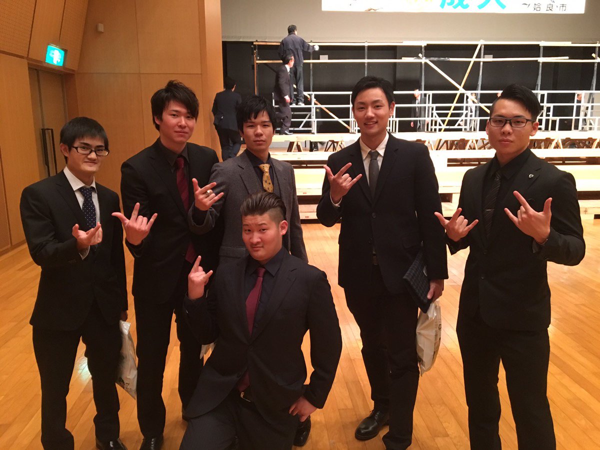BaskeS1120's tweet photo. 成人式、同窓会最高に楽しかった👍
みんなと久々に会えて楽しかったわー！
ほんといい思い出だわ😏
ほんまありがとう！ https://t.co/7cbNoD80rD