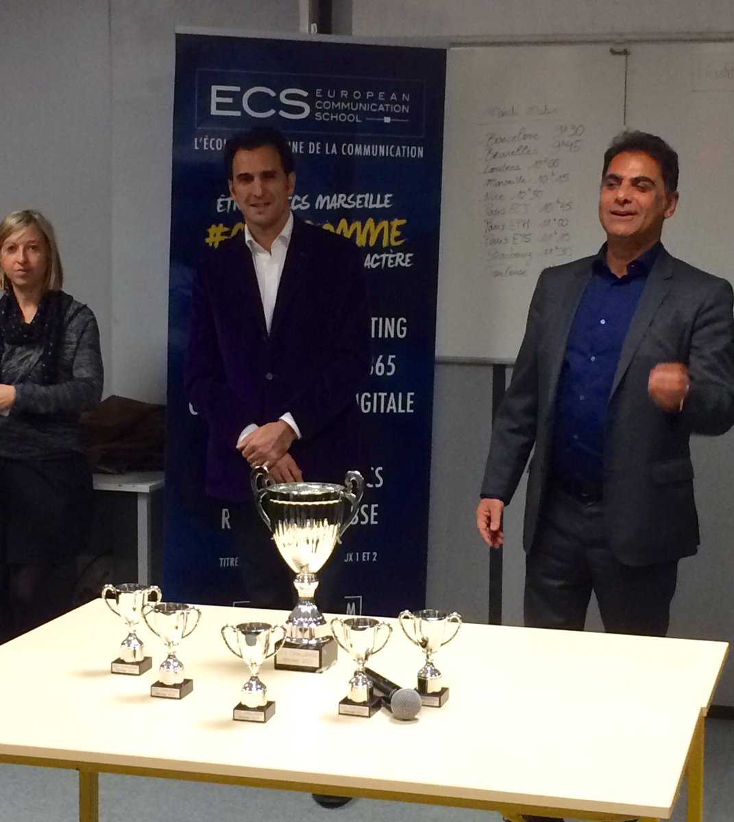 MCziczac's tweet image. #ecschallenge tirage au sort passage des équipes ! @ECSNice @KerfournFranck @FranckPapazian @MediaSchoolGr