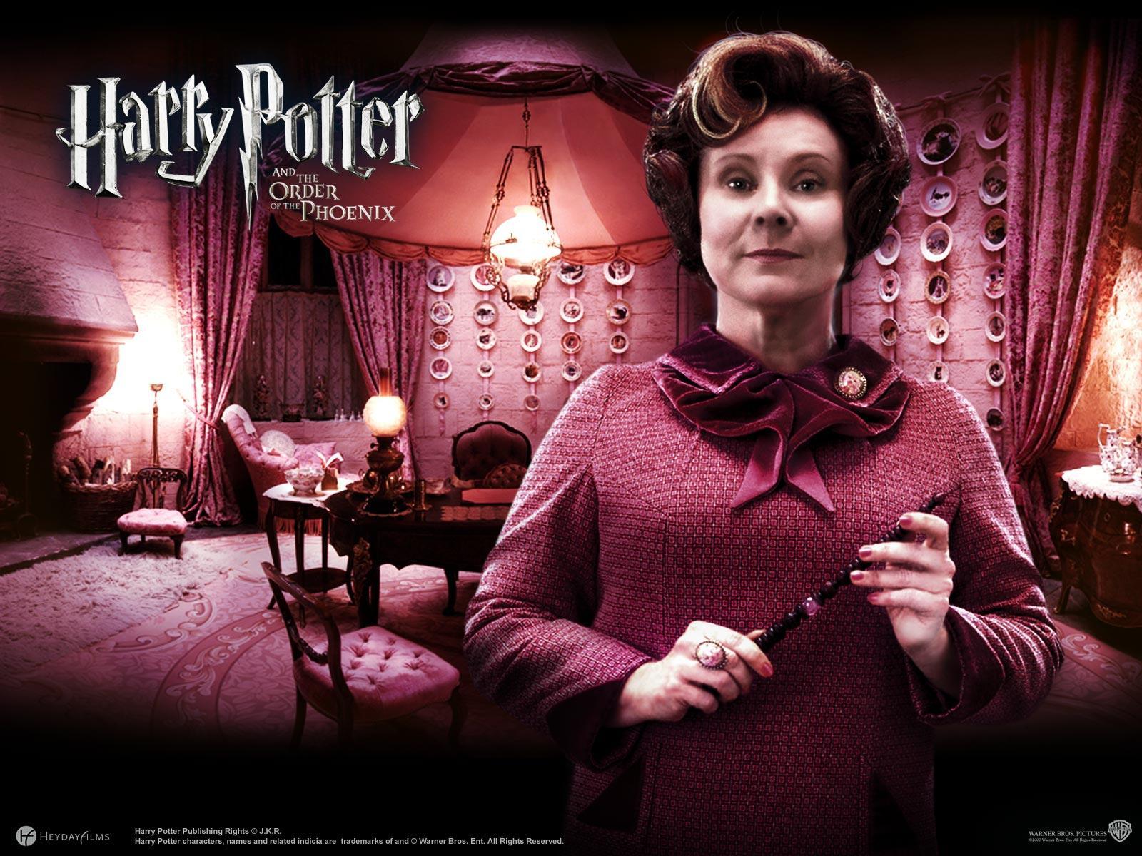  1956 Imelda Staunton a/k/a Dolores Umbridge was born. Happy Birthday! 