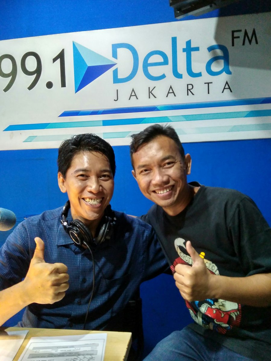 Touch down at home setelah siaran di <a href="/Delta_FM/">99.1 DeltaFM Jakarta</a>. Whattaday! Feels like coming home &amp; meeting my family after all these years!